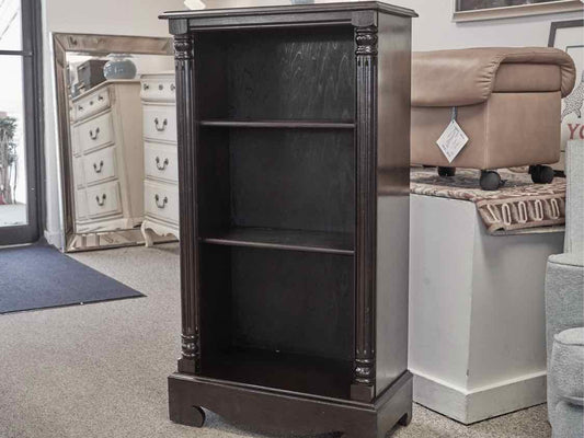 Mahogany Stain Bookcase W/ Column Detailing