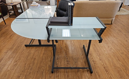 Rounded Corner 3-Piece Desk