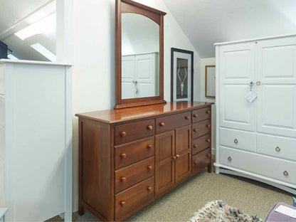 Drexel 9-Drawer Dresser in Cherry