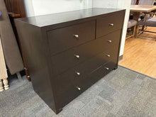 Holly Hunt 5-drawer Dresser