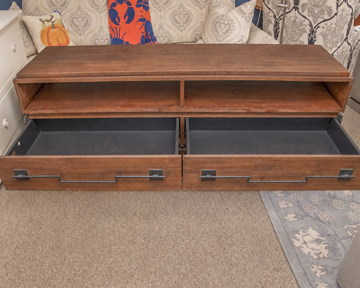 Global Views 'Scratch' Media Console