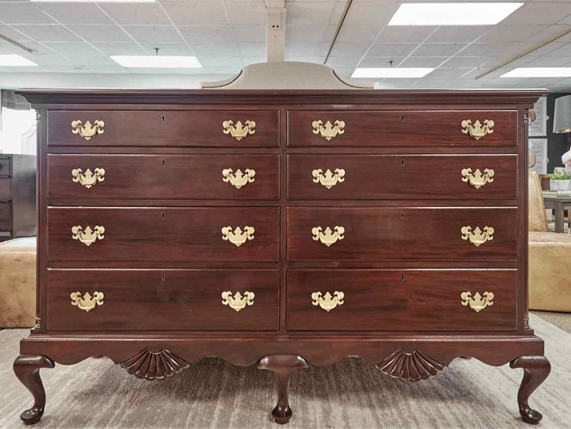 Traditional Mahogany Eight Drawer Dresser