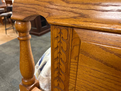 Carved Oak Full Bed