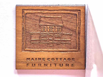Maine Cottage 'Lizzie' Dresser in Pink W/ White Knobs