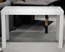 White Lacquer Desk with 2 Drawers