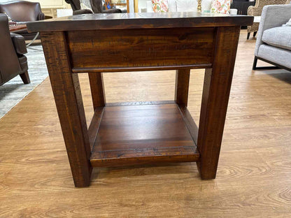 Jofran Pair of 'Seaside Dakota' Side Tables