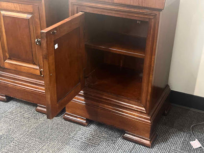 Pair of Marble Topped Thomasville Side Tables