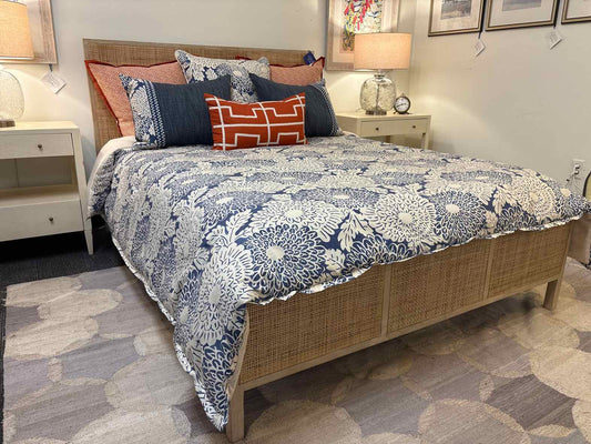 Four Hands 'Sydney' Queen Bed