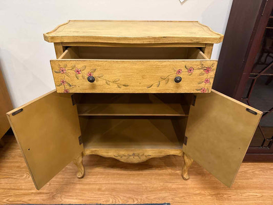 Pulaski Painted Accent Chest