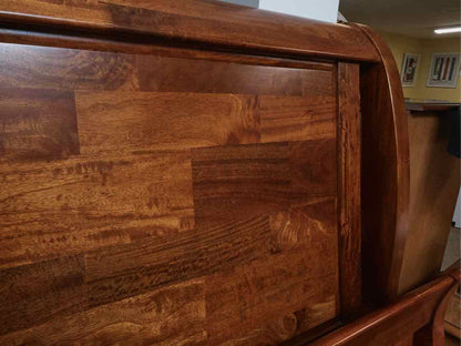 Klaussner Queen Cherry Sleigh Bed