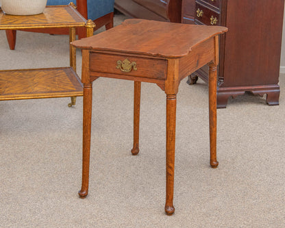 Pine Scalloped Porringer Top Side Table W/Brass Chippendale 1 Drawer Pull