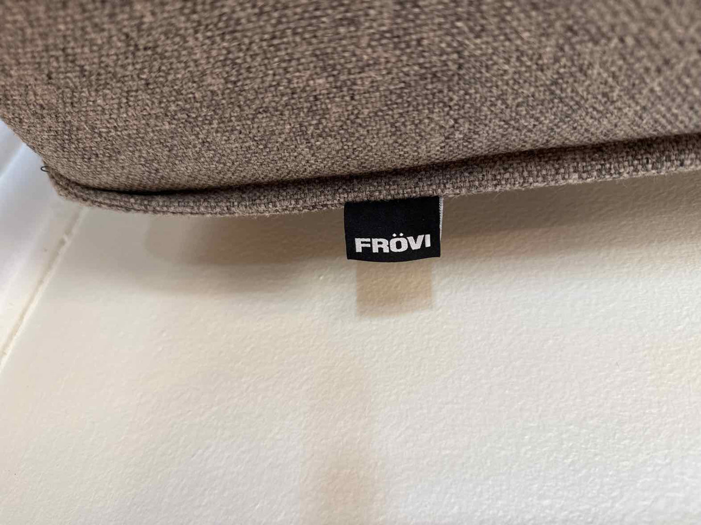 Frovi Contemporary Two-Seater 'Snug' Sofa