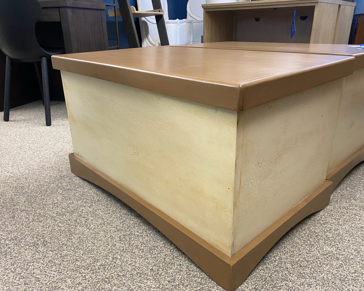 Lift Top Storage Trunk in Cream Finish