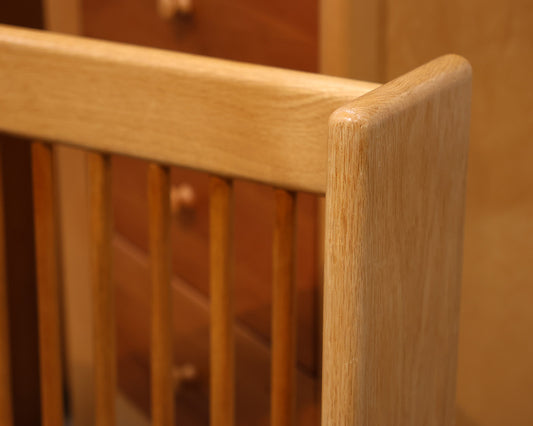 Grace Lee Designs Oak Queen Bed