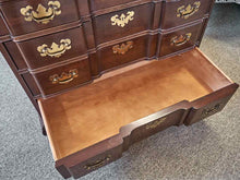 Ethan Allen Block Front Bachelors Chest in Cherry