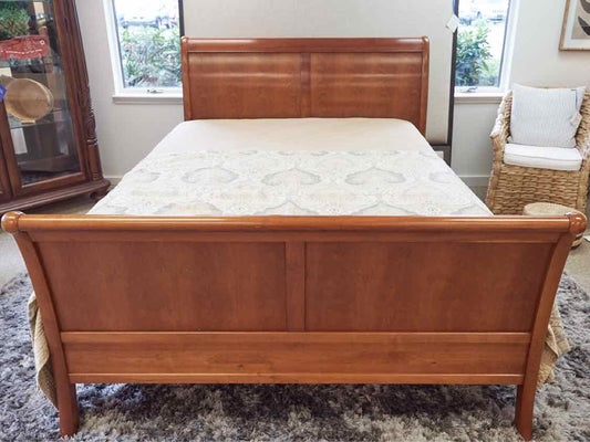 Stickley Cherry Queen Bed with Wood Rails