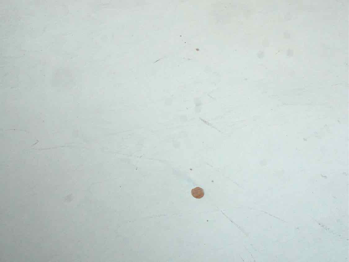 Hampton Bay Cream Finish 3 Drawer  Cocktail Table