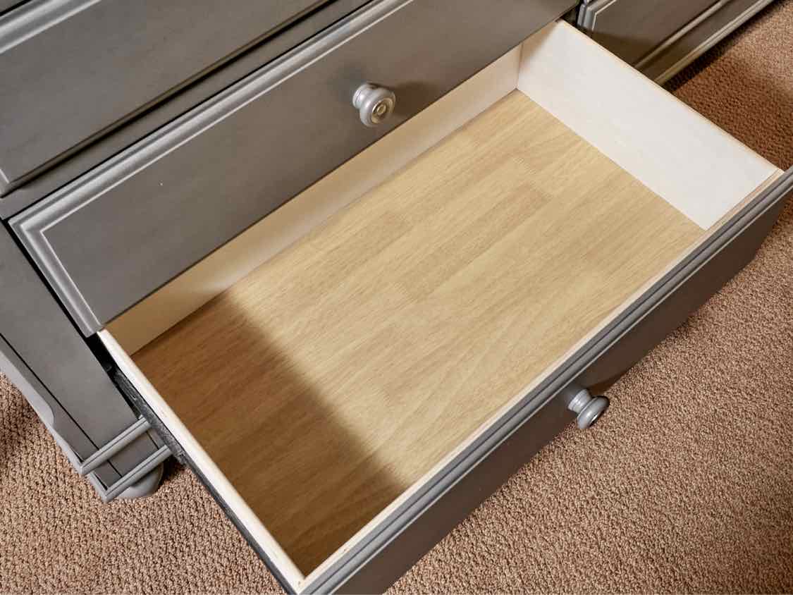 Hillsdale Furniture Full Size Lakehouse Loft Bed with Dresser & Desk in Stone