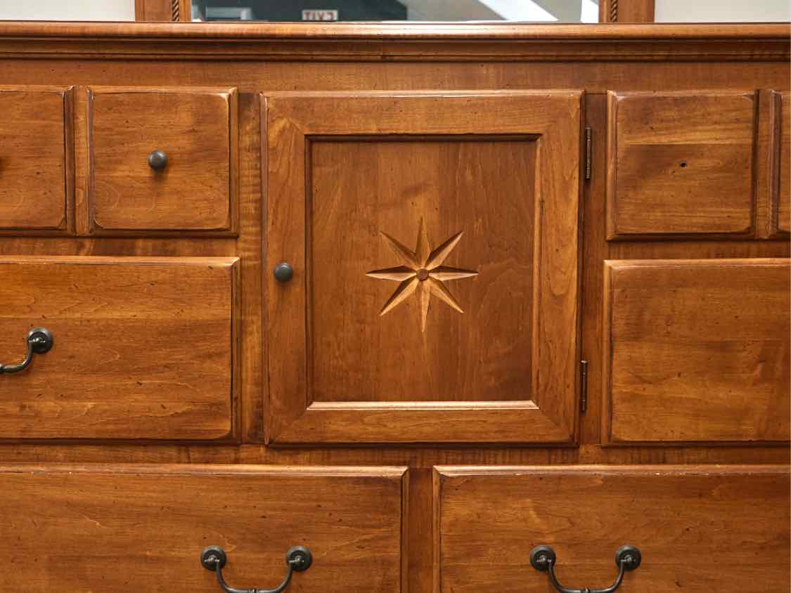 Ethan Allen'Country Crossing' Maple 6 Drawer & 1 Door Dresser