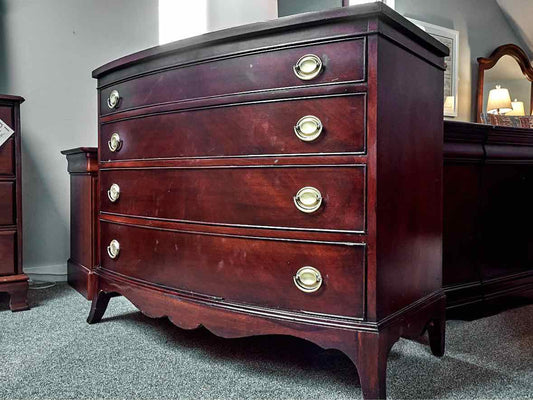 Mahogany Bow Front 4 Drawer Chest