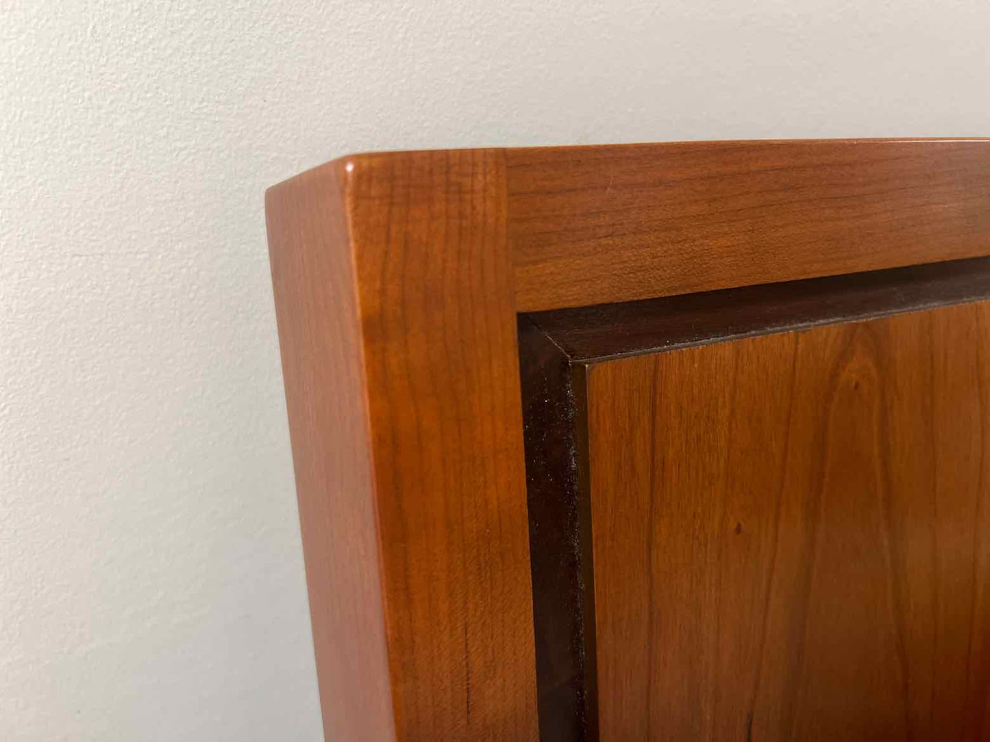Stickley 'Tribeca' Platform King Bed
