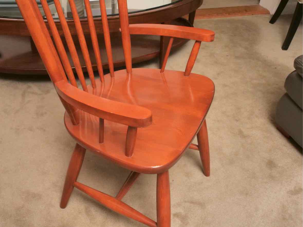 Thomasville  Maple Dining Table & 2 Arm & 4 Side Chair Set
