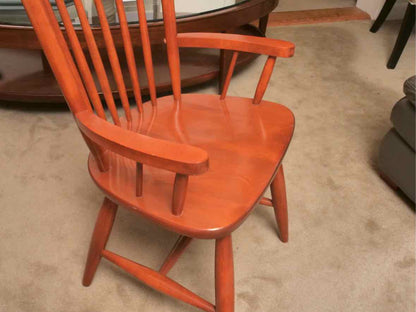Thomasville  Maple Dining Table & 2 Arm & 4 Side Chair Set