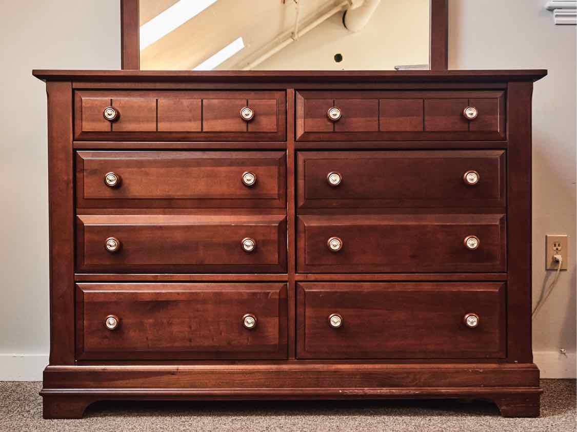 6 Drawer Dresser in Rich Cherry Finish w/ Matching Dresser Mirror