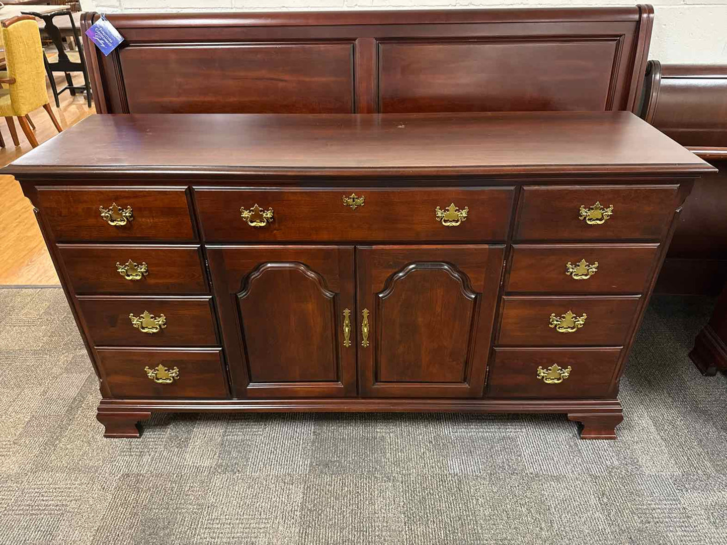 Kincaid Cherry 12-Drawer Dresser