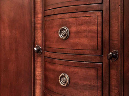 Hooker Furniture Mahogany 4 Drawer 2 Door  Sideboard