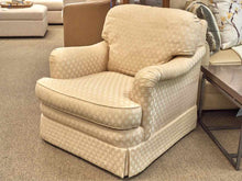 Sherrill Furniture Club Chair in Beige Diamond Upholstery
