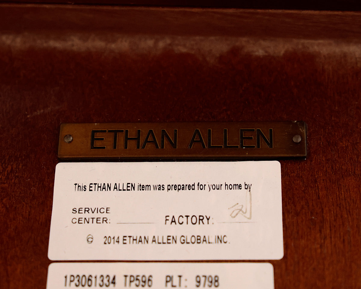 Ethan Allen Town House Winchester Dining Table