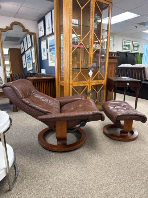 Scandinavian Style Brown Leather Reclining Chair with Ottoman