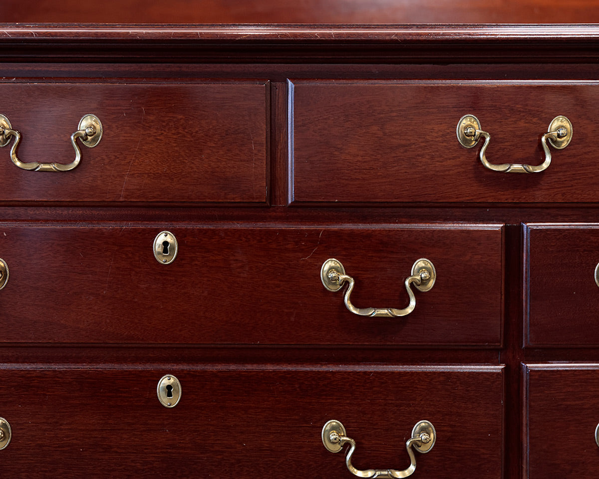 Lexington Furniture Mahogany 9 Drawer Dresser