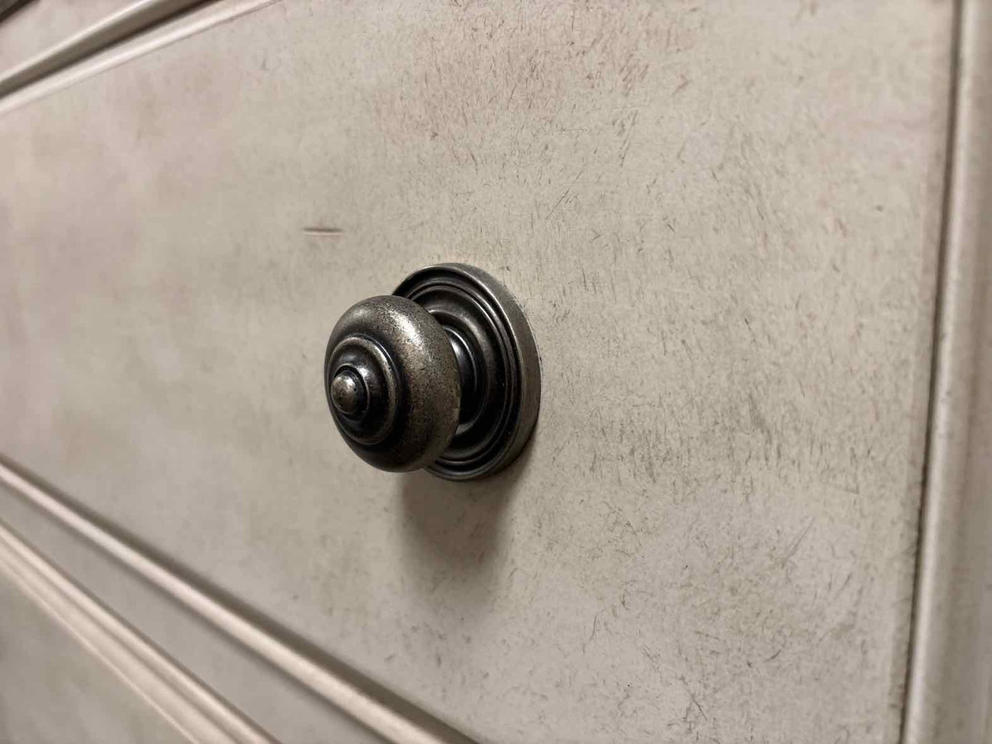 Liberty 'High Country' Chest of Drawers