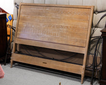 Ethan Allen Merrick Queen Bed