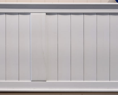 White Cannonball Top Cottage Beadboard Queen Bed
