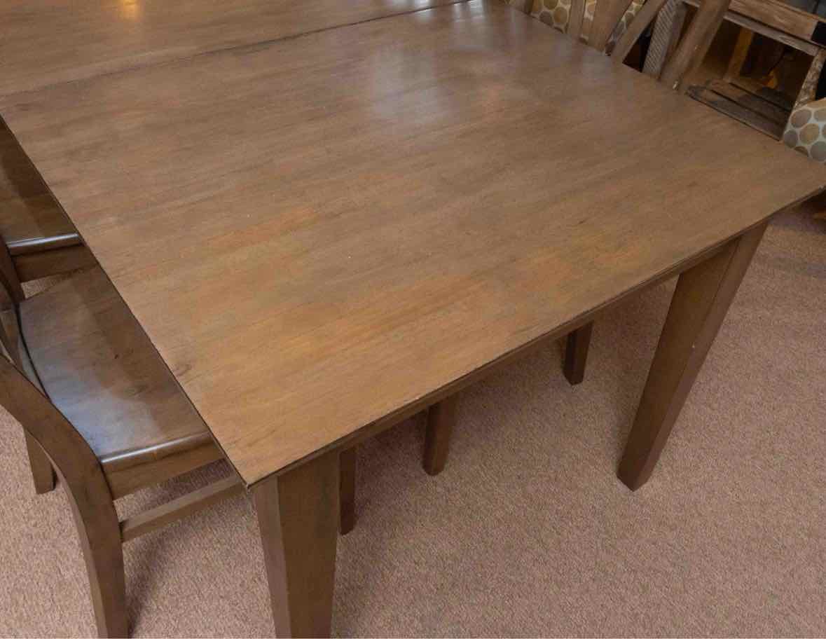 Grey Finish Rectangular Butterfly Leaf  Table & 6 Chair Set