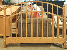 Vermont Tubbs Solid Ash Arched Queen Spindle Bed