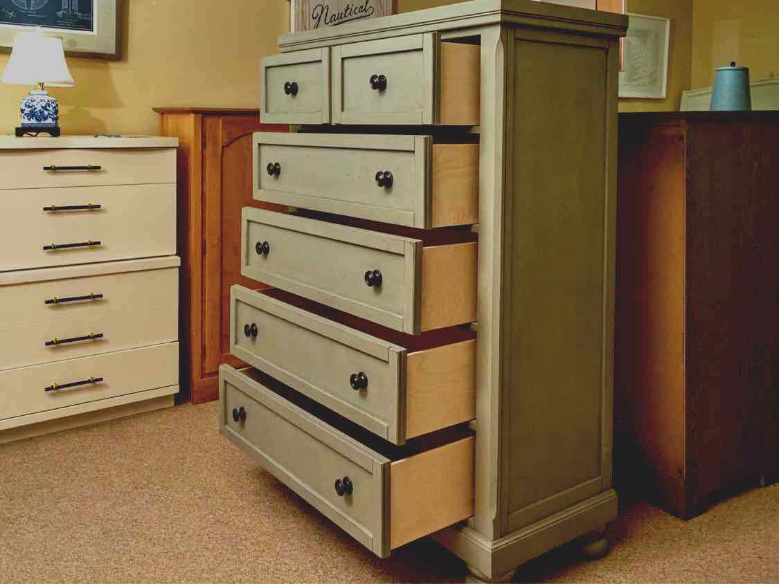 Vaughan Bassett Grey Green Finish  5 Drawer Chest