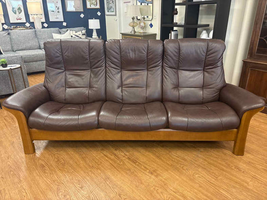 Ekornes Stressless 'Buckingham' Recliner Leather Sofa