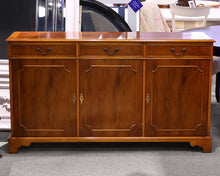 Credenza