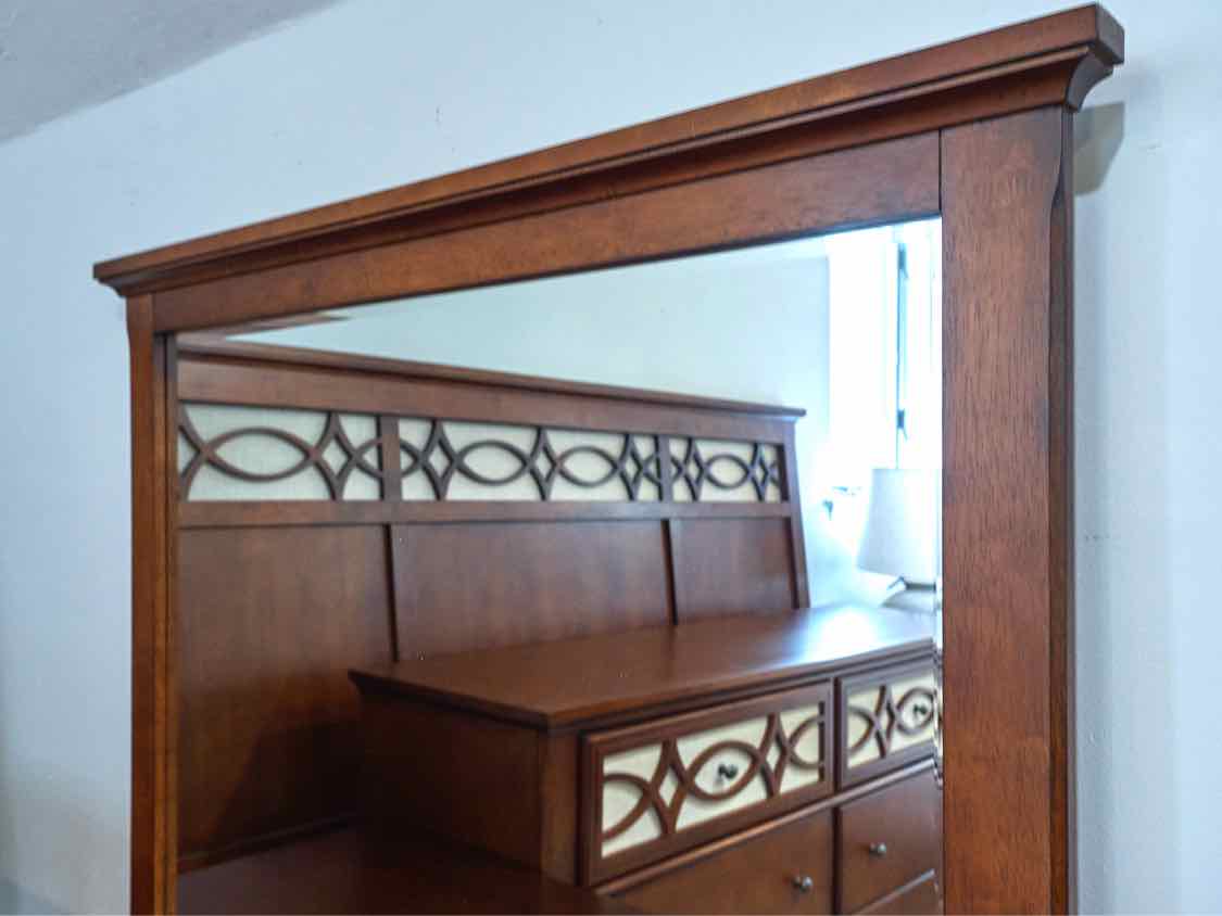 King Size Cherry Stain Bedroom Set