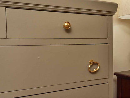 'Beach Rock Gray' Finish 7 Drawer Chest