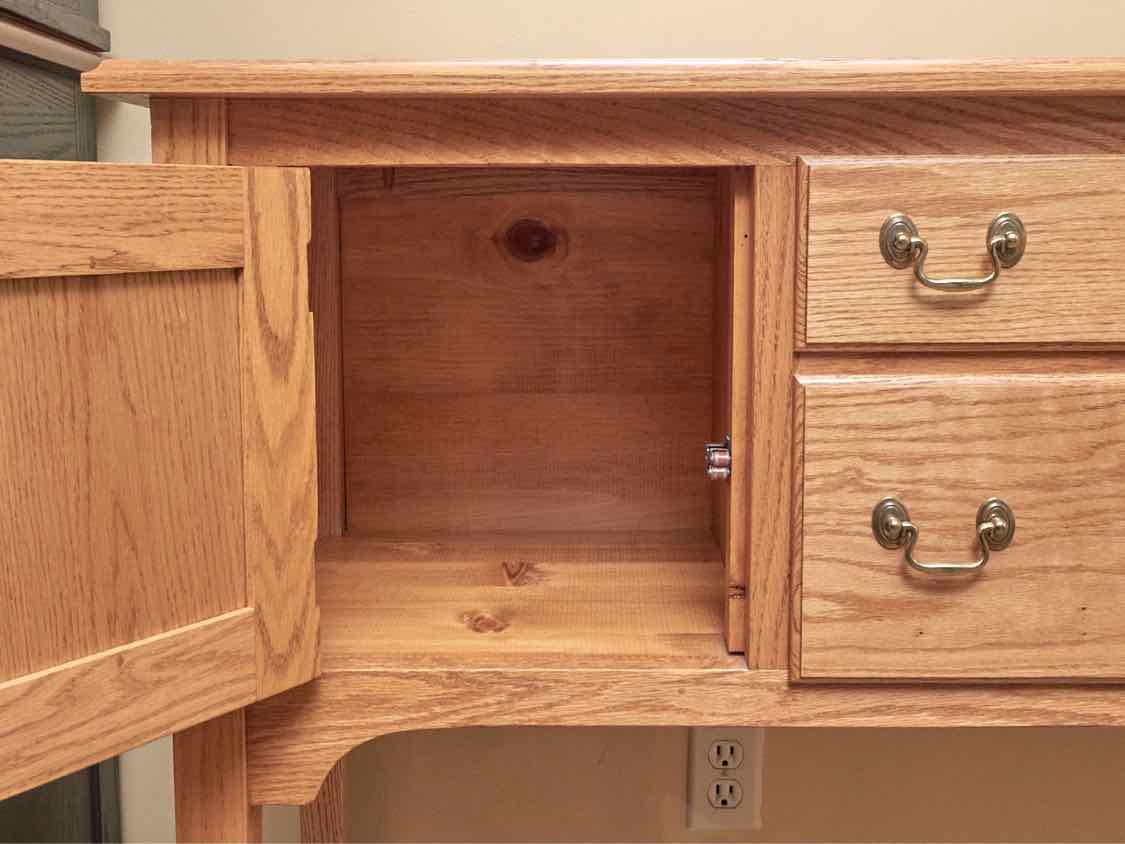 Cat Greek Golden Oak Equestrian Huntboard