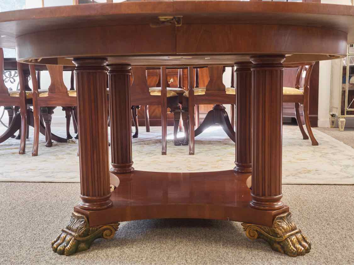 Henredon Regency 60" Round 4 Column Pedestal Dining Table