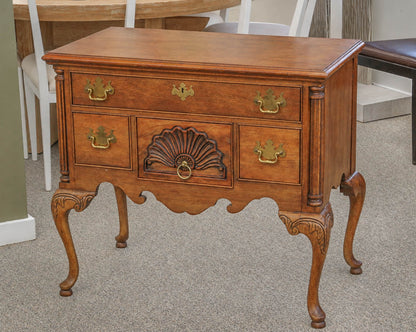 Thomasville Lowboy with Carved Shell in Light Finish Mahogany