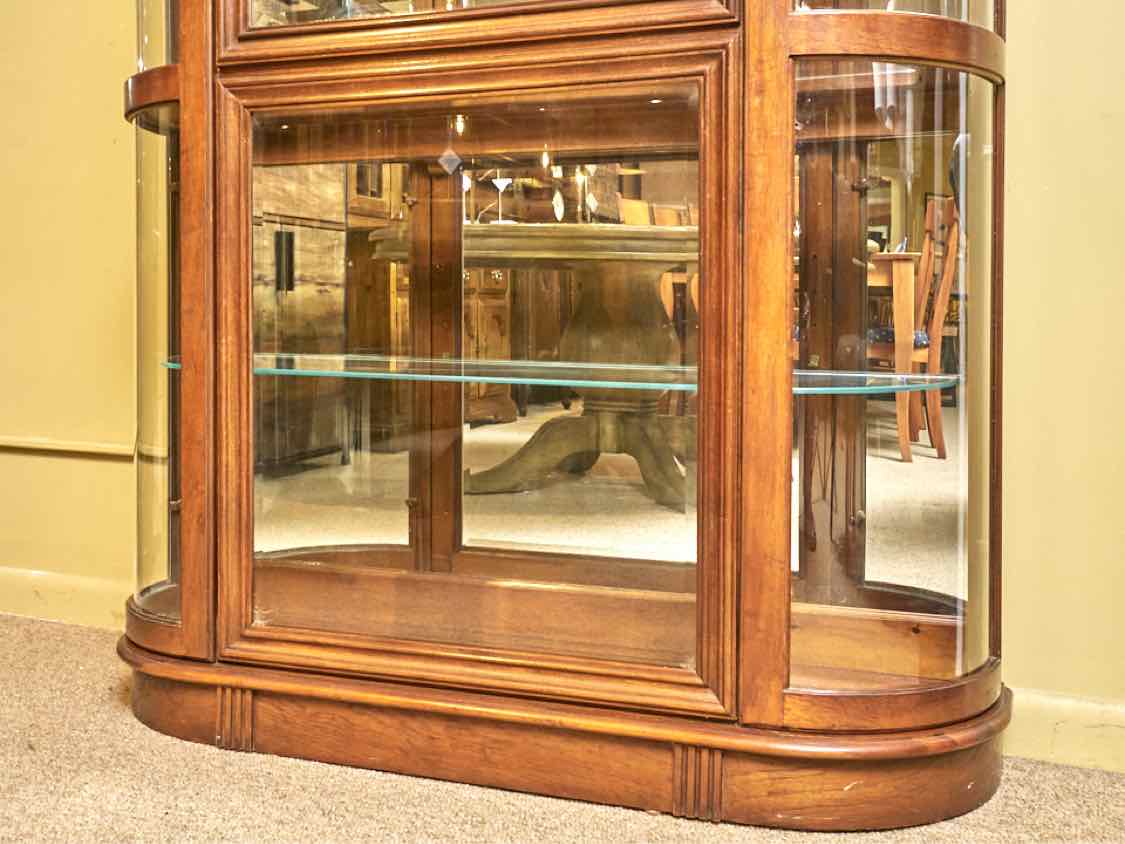 Pulaski Cherry 2 Curved Glass Side Doors 4 Glass Shelf  Display Cabinet
