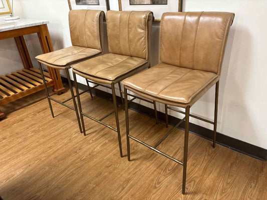 Classic Concept Inc 'Mayer' Set of 3 Counter Stools