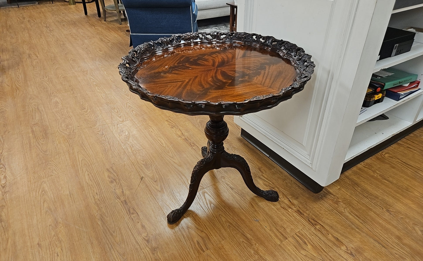 Vintage Chippendale Pie Crust Accent Table